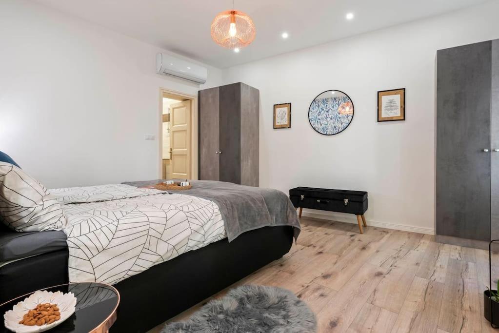 Mandula Apartman Pécs Eksteriør billede